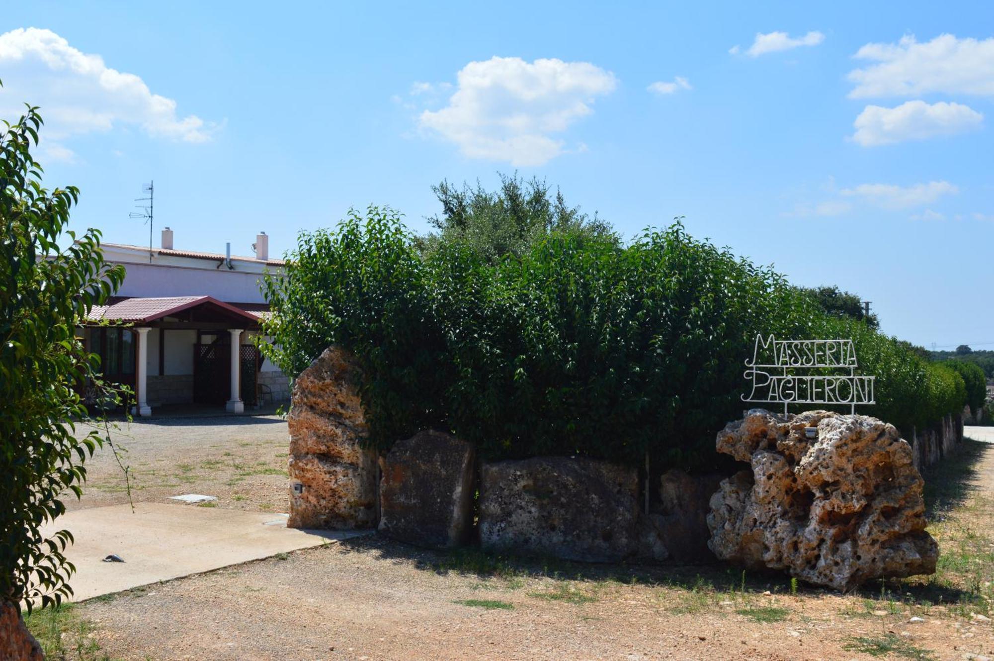 Masseria Paglieroni Martina Franca Bagian luar foto